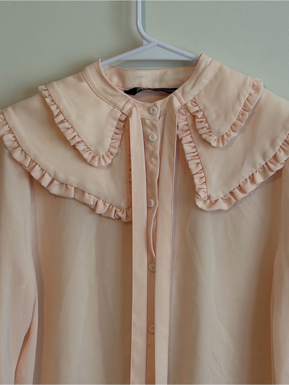 Zara Ruffled Collared Shirt Chalk Pink Button Up Blouse Size Small - Picture 3 of 9